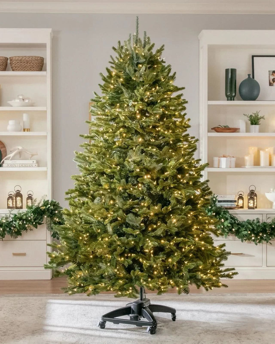 Árvore de Natal Verde Premium com Galhos Articulados, Suporte Metálico com Rodinhas e Micro LEDs Embutidos